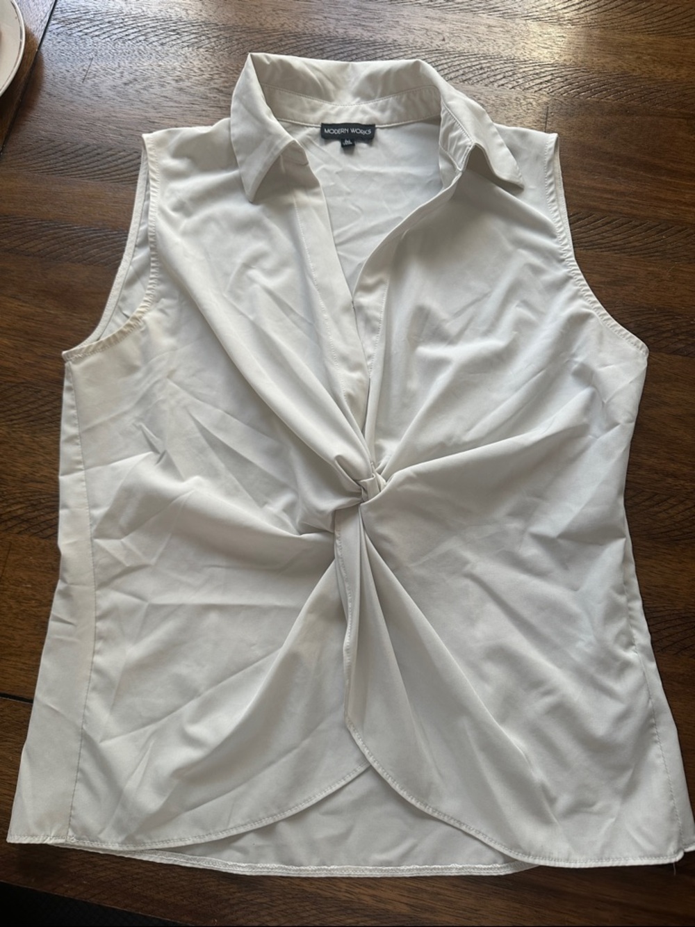 Modern Works White Sleeveless Twist-Front Collared Blouse
